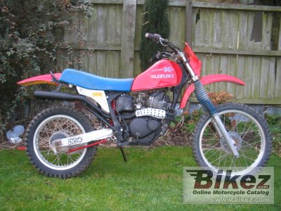 1982 Suzuki DR 250 S photo